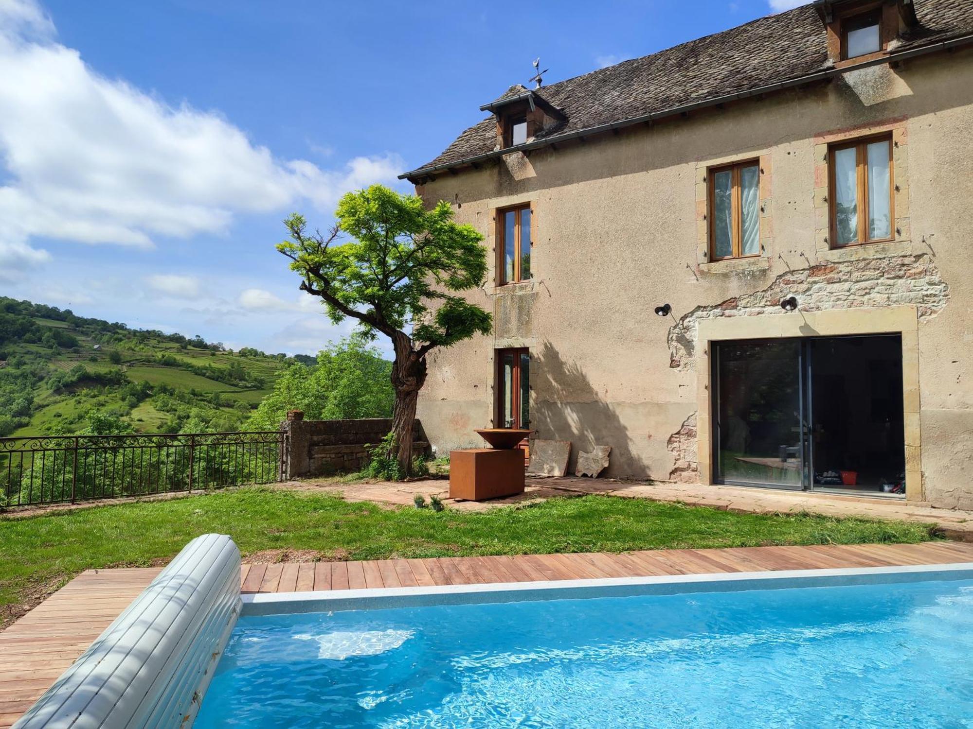 Maison De Famille Et D'Ami-E-S Valady ภายนอก รูปภาพ